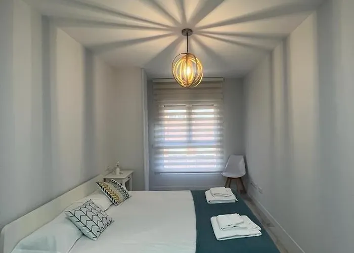 Venerable Carabantes Centro Con Garaje Appartement